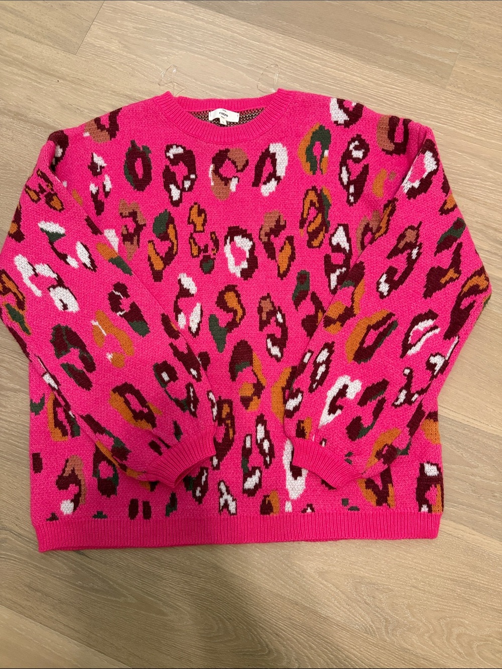 entro Hot Pink Leopard Crewneck Sweater